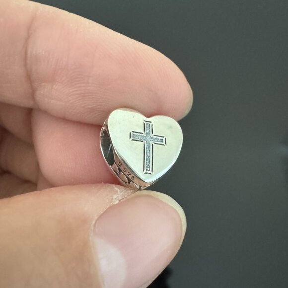 Pandora Faith Exclusive Charm - Picture 2 of 4